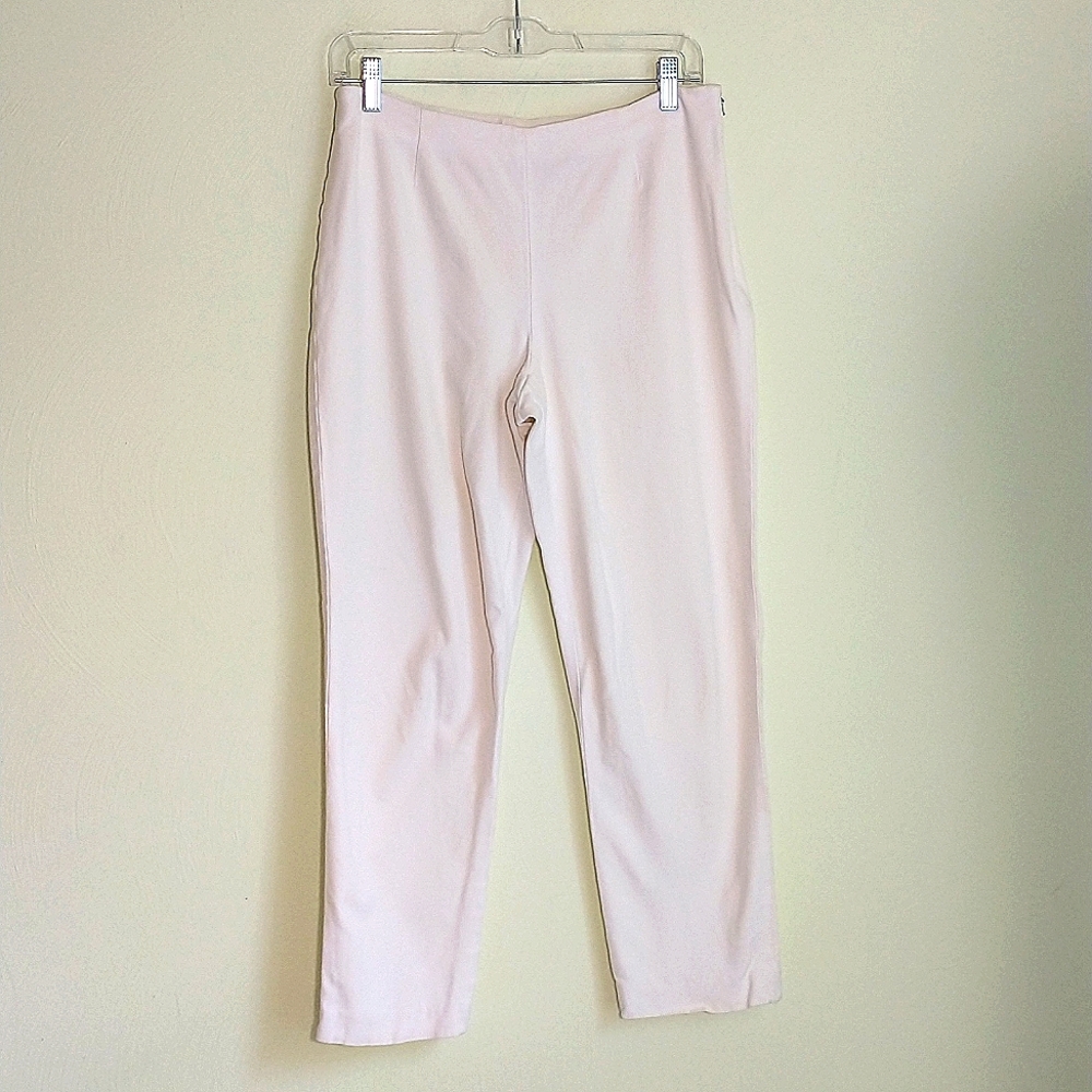 Chico's White side zip crop pants,  sz 8  chico's size 1
